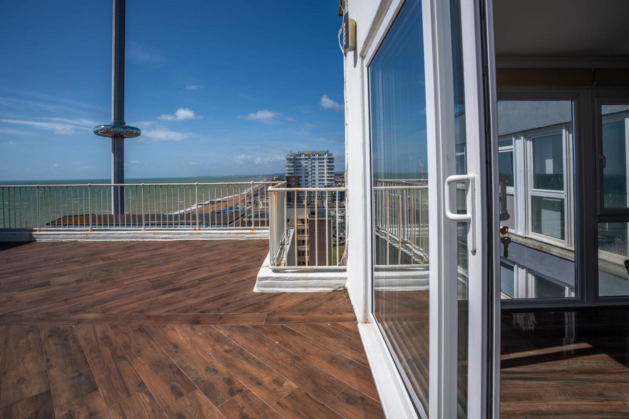 On The Beach Penthouse With Sea View - 3 Bedrooms - Roof Balcony - Spa, Sauna, Gym And Pool - Sleeps 6 Брайтонн Экстерьер фото